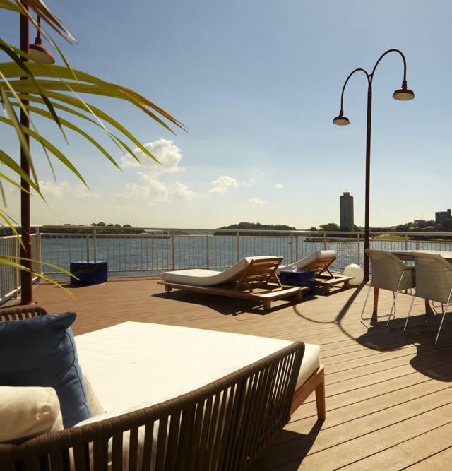 harbour balcony suite pier one