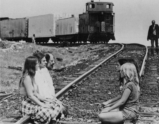 Beat (Ginsberg e Orlovsky) on the tracks