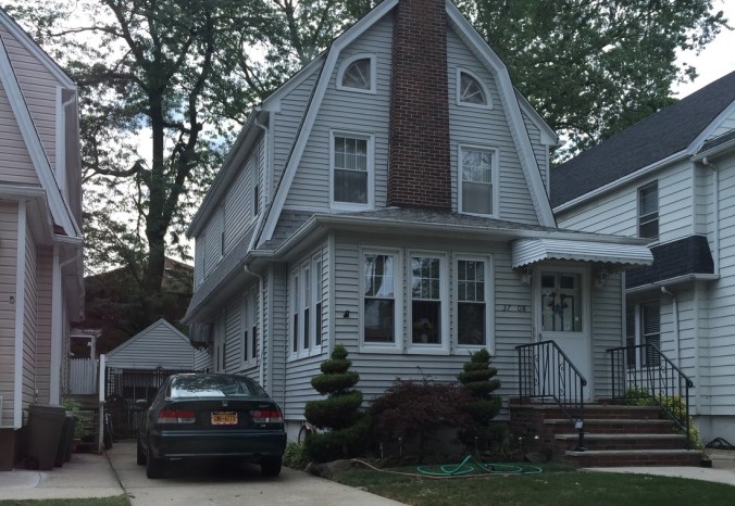 joseph-cornell-utopia-parkway-house-today