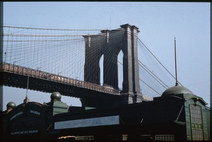 ny-tower-of-brooklyn-bridge-from-south-st-manhattan-1941